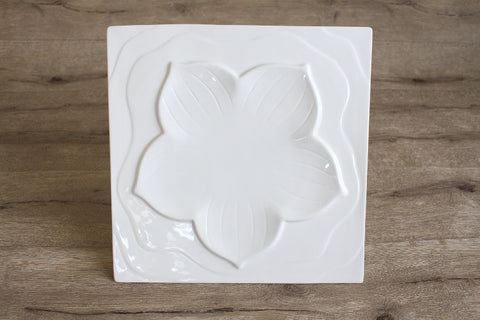 Lily Square Plate